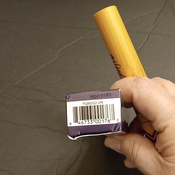 Tarte Gifted Amazonian Clay Smart Mascara Black Full Size - Picture 12 of 13